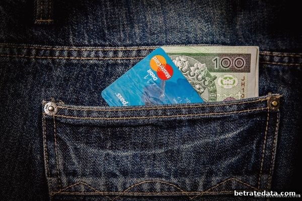 博彩公司信誉评级：深度解析银行卡提现限额与高效资金管理策略
