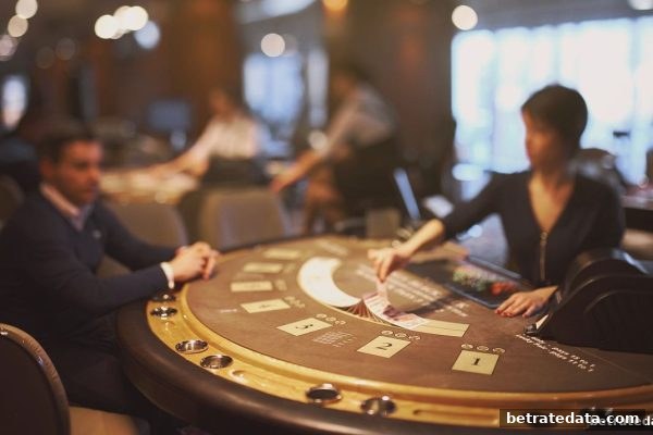 博彩公司信誉评级揭秘：BBIN真人桌游的理性制胜法则