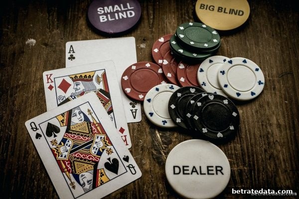 ICM筹码价值评估与心态博弈：博彩公司信誉评级教你如何进阶锦标赛